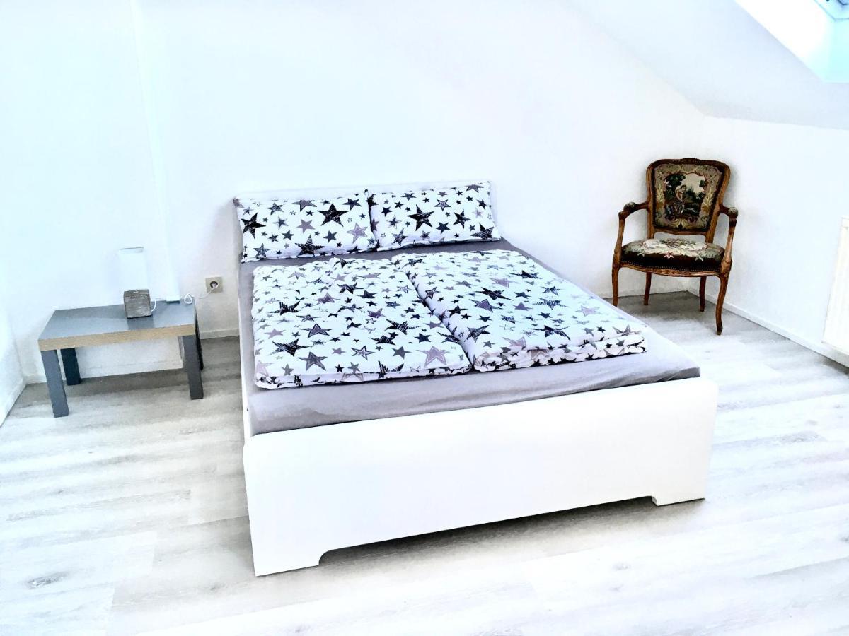 Ferienwohnung Bellevue ซาร์บรึคเคน ภายนอก รูปภาพ